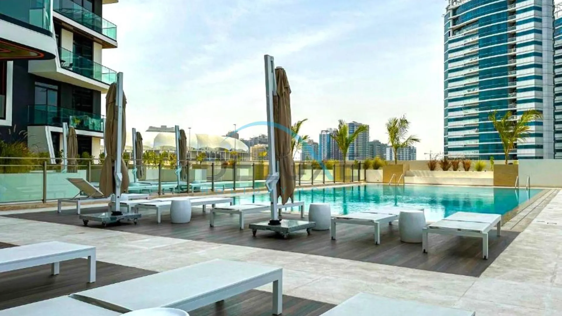 Chic 1Br Apartment In Binghatti Luna By Deluxe Holiday Homes Dubai