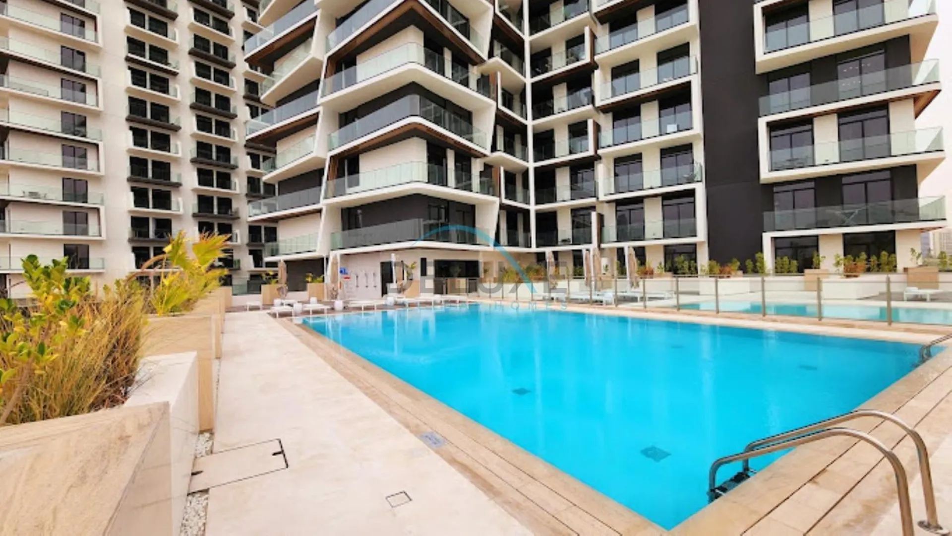Chic 1Br Apartment In Binghatti Luna By Deluxe Holiday Homes Dubai 0*,